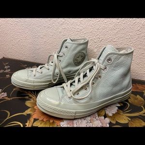 SOLD!! ✨Leather high top converse✨